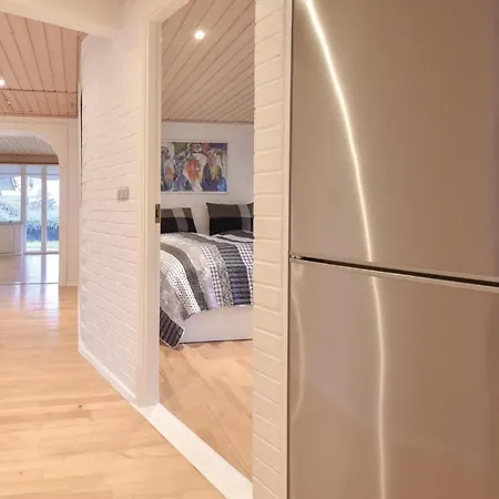 Three-bedroom In Hébergement de vacances *