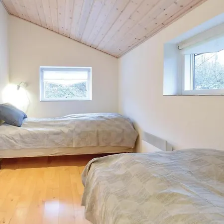 بيت للعطل Three-bedroom In *
