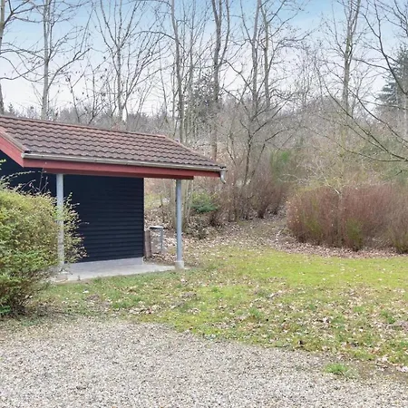Three-bedroom In Hébergement de vacances